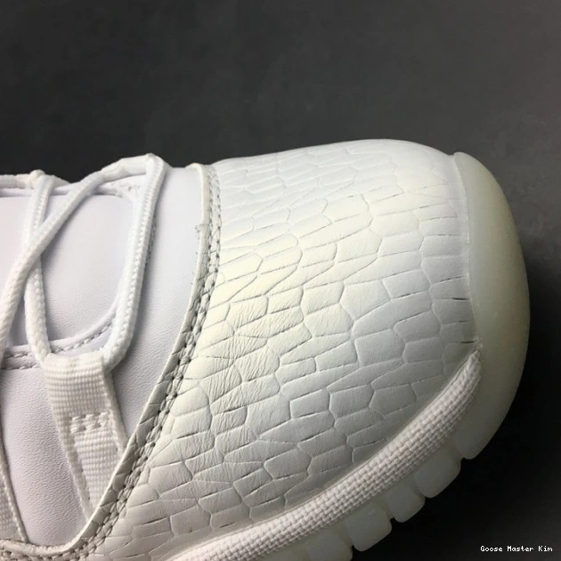 Jordan Low White Heiress 11 897331-100 Frost Air 0804